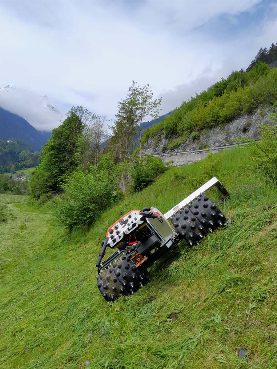 MÄHARBEITEN